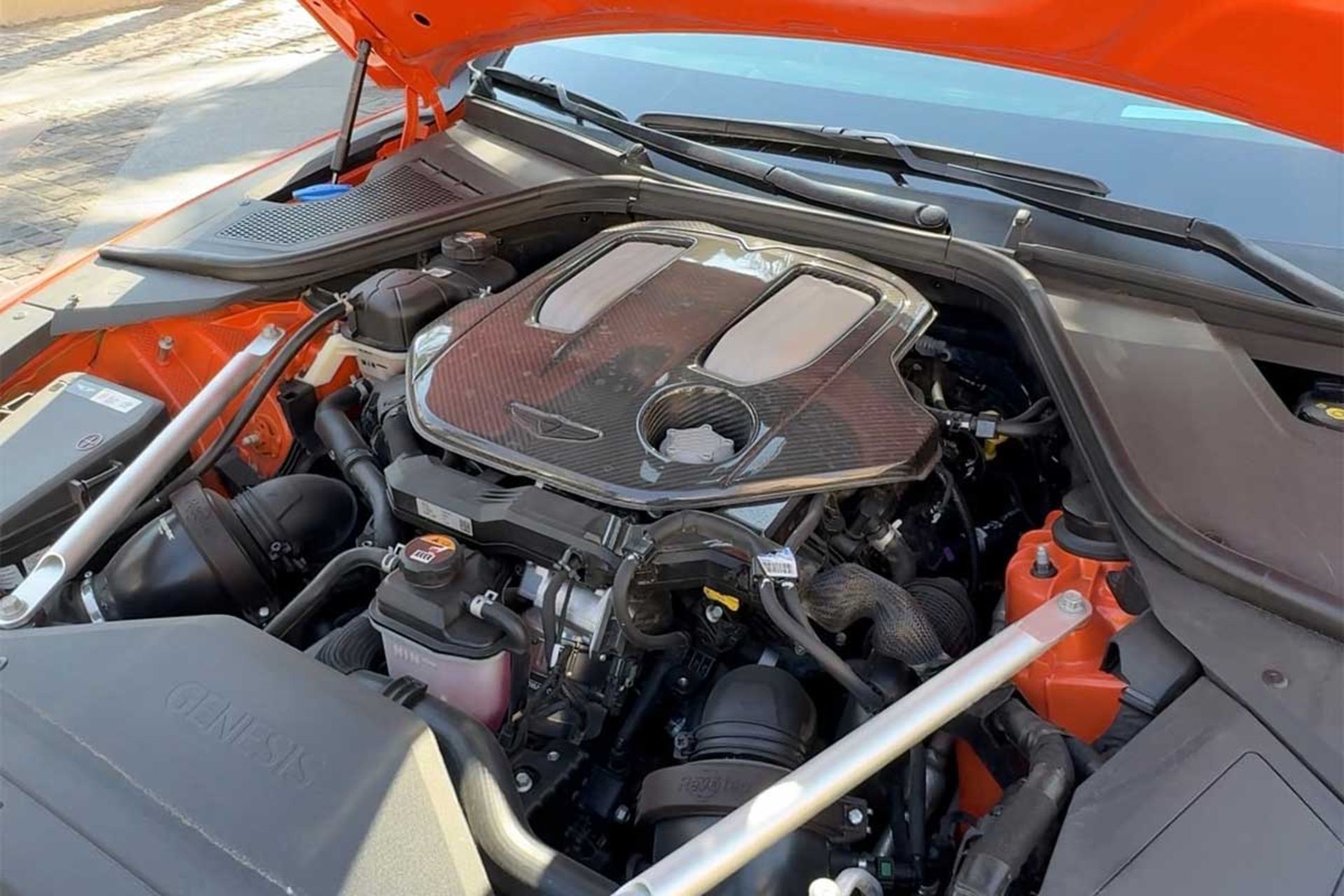 جنسیس G80 ماگما