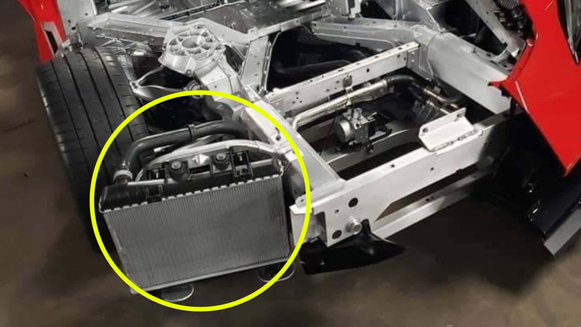 سوپراسپرت جنسیس بر پایه کوروت