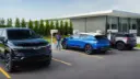 خودروهای برقی شلبی، اکوینوکس و بلیزر در ایستگاه شارژ تسلا