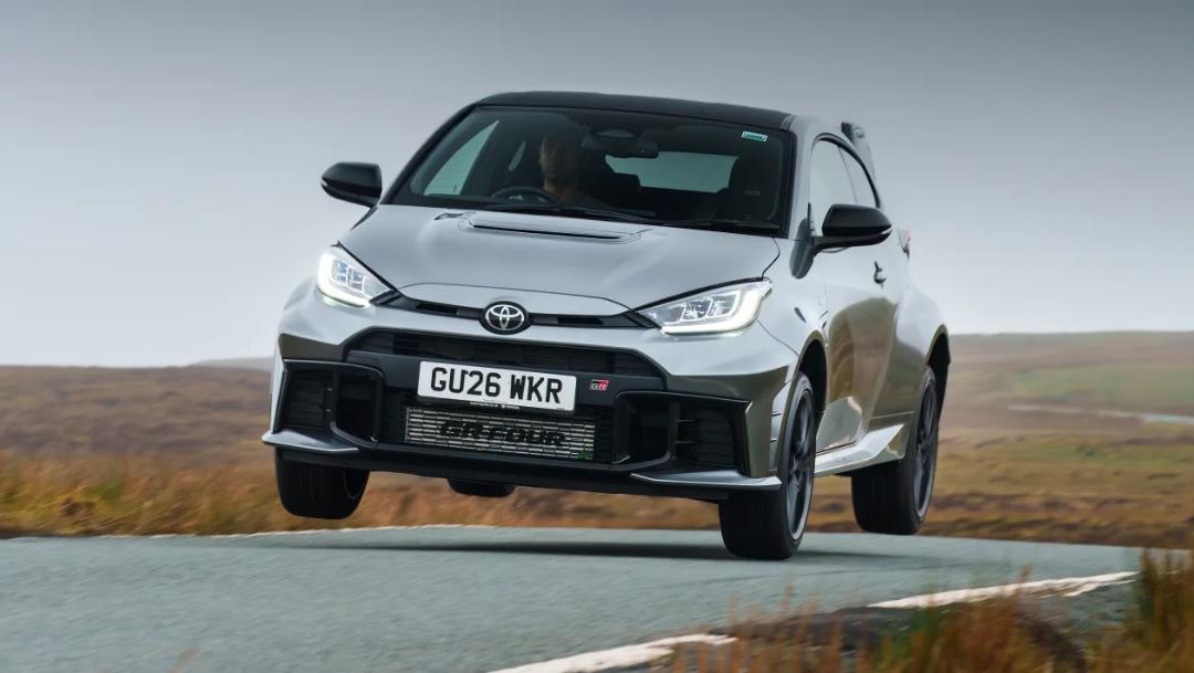 GOLF  Yaris  civic comparison  