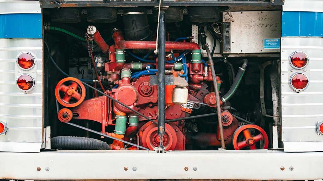 اتوبوس جنرال موتورز سینی‌کروزر موتور
