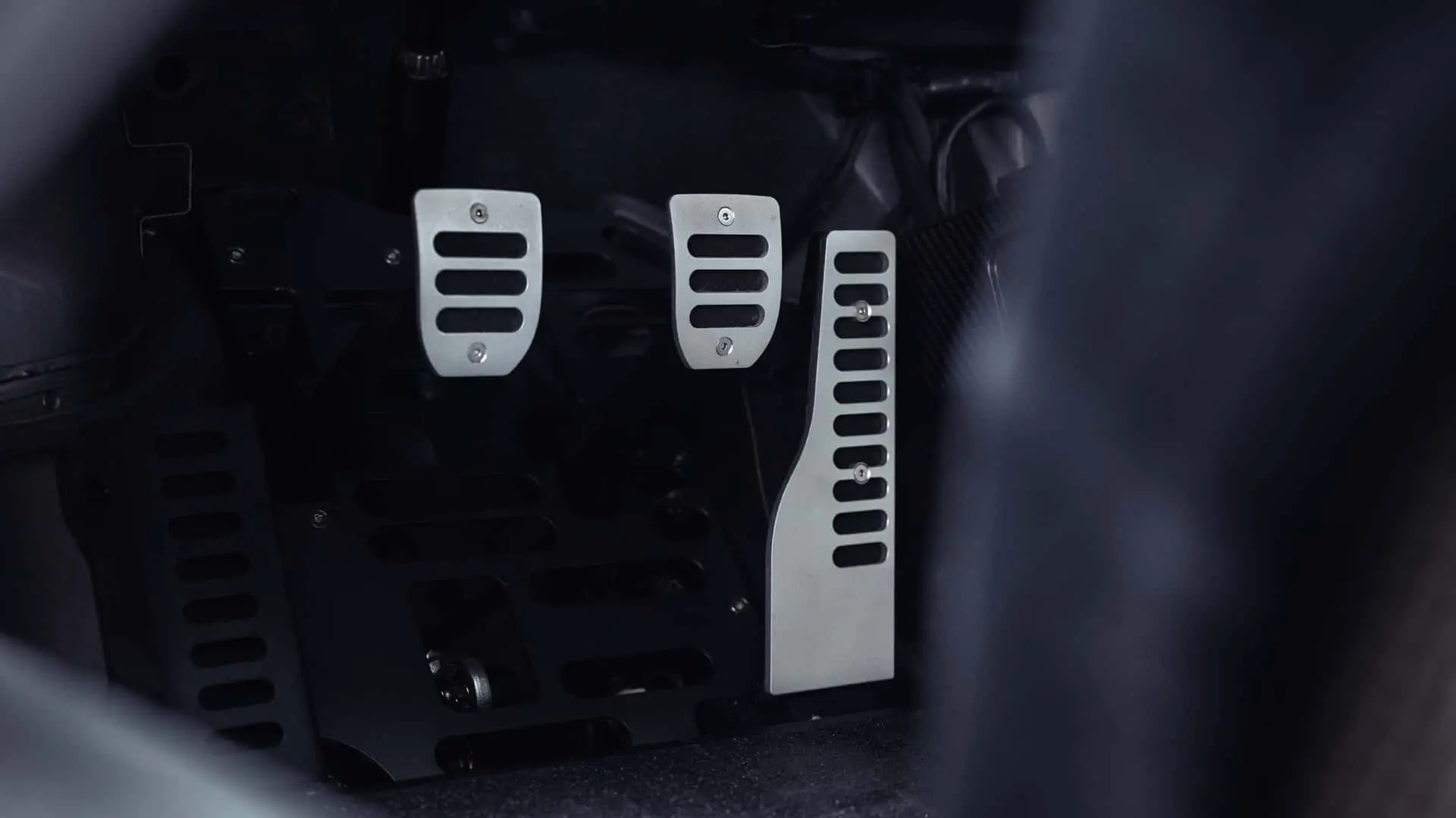 پورشه 911 گونتر ورکس GXR-Evo پدال‌ها