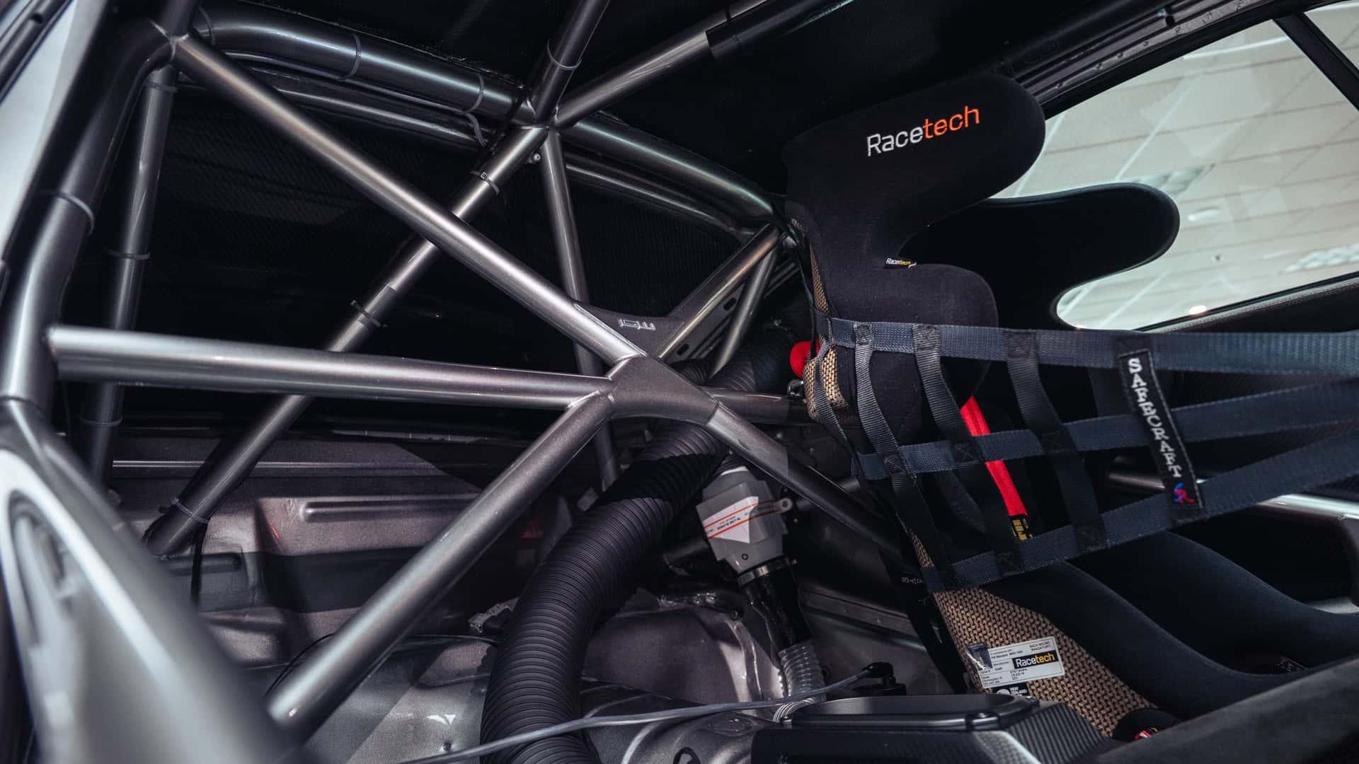 پورشه 911 گونتر ورکس GXR-Evo نمای داخل
