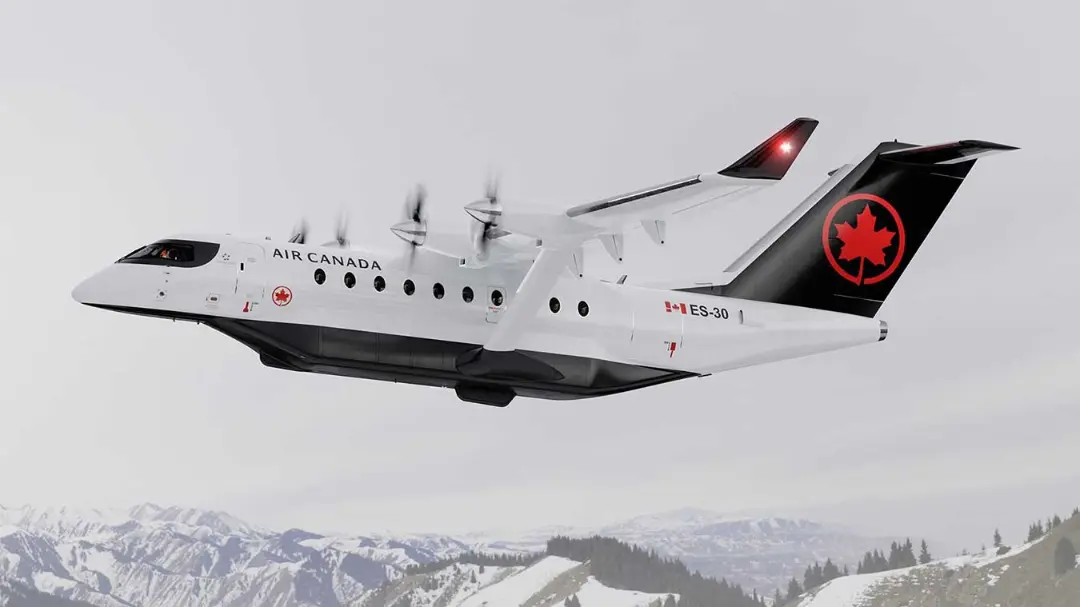 هواپیمای هیبریدی برقی (Hybrid-Electric) ایر کانادا (Air Canada) در حال پرواز بر فراز کوه‌ها