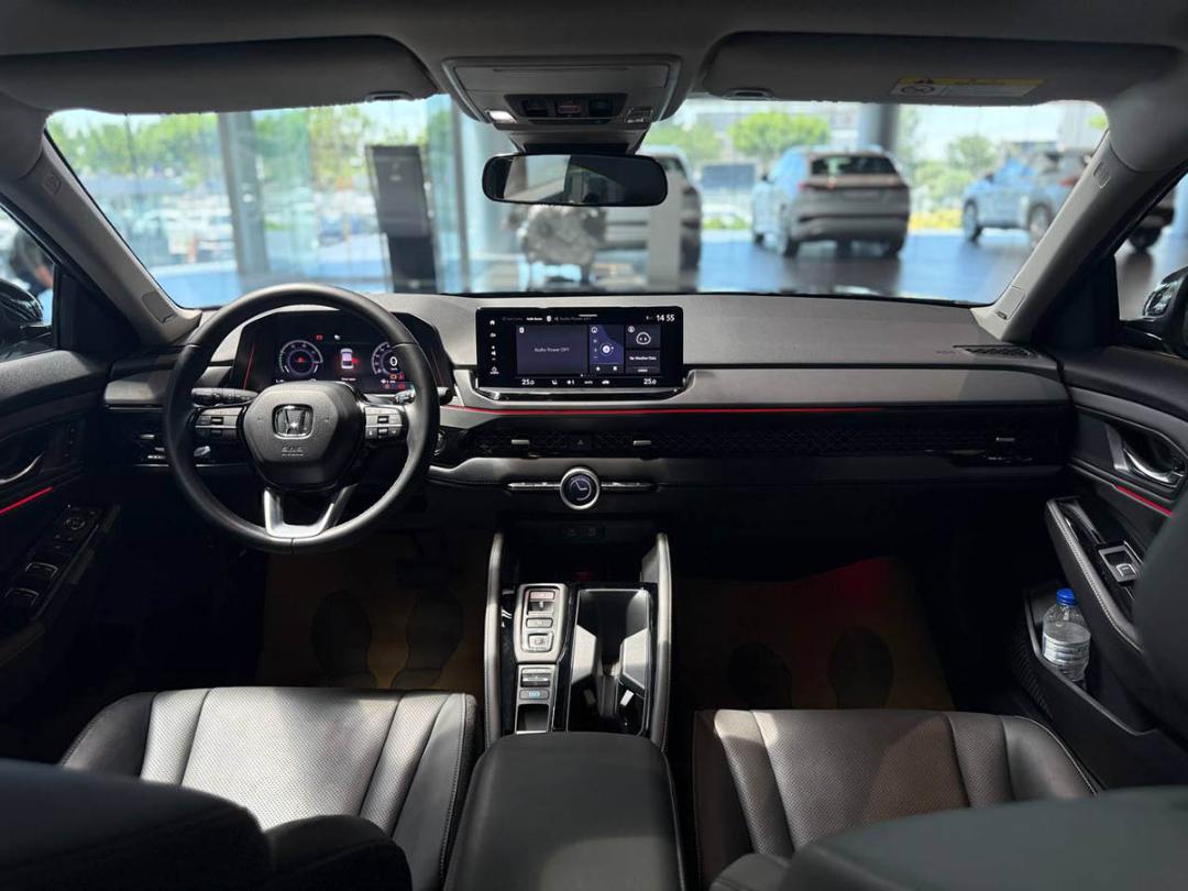 هوندا آکورد PHEV