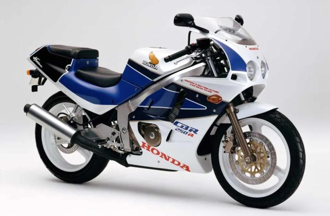 موتورسیکلت هوندا CBR250RR