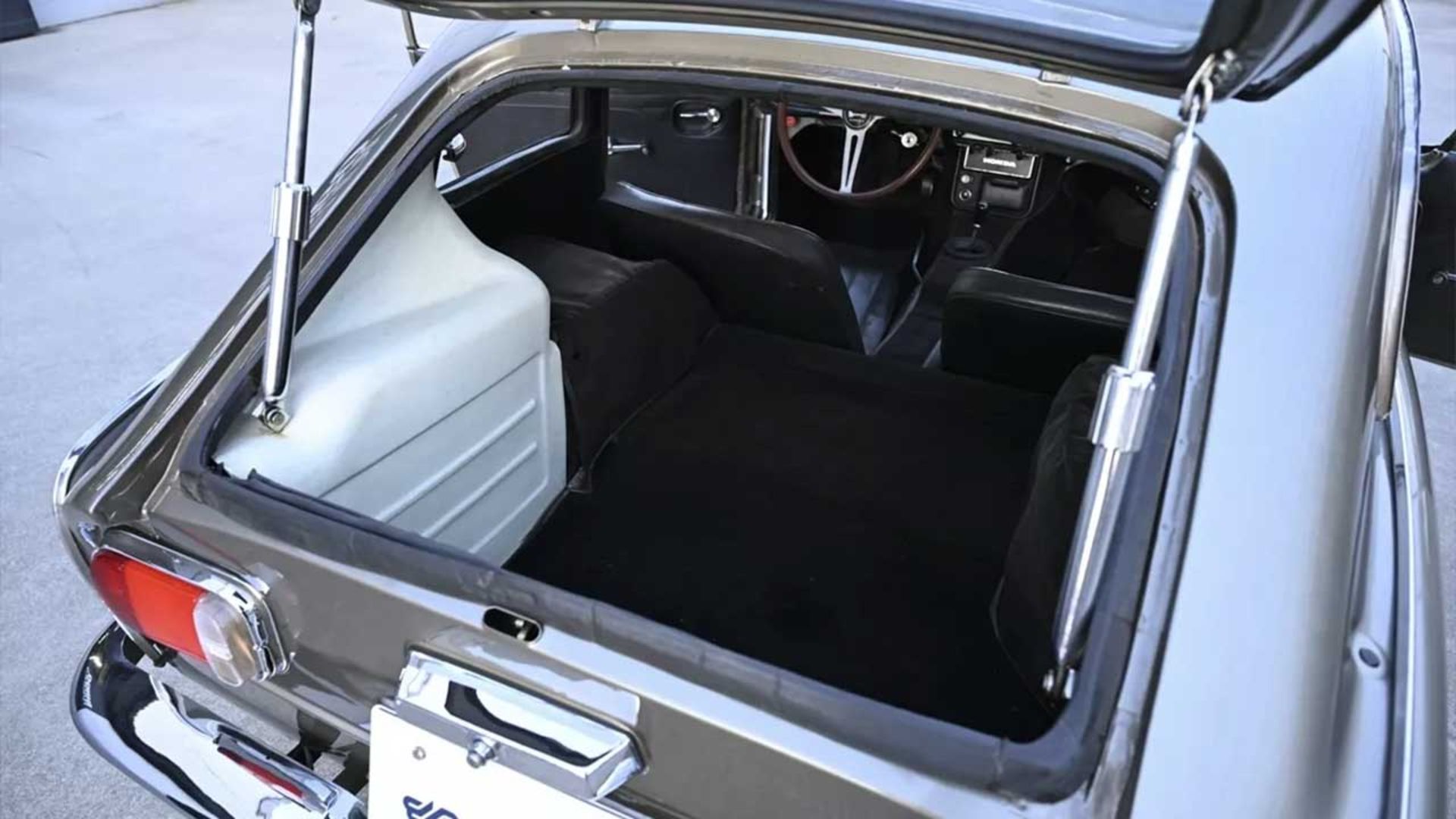 هوندا S800 M کوپه مدل ۱۹۶۸ 