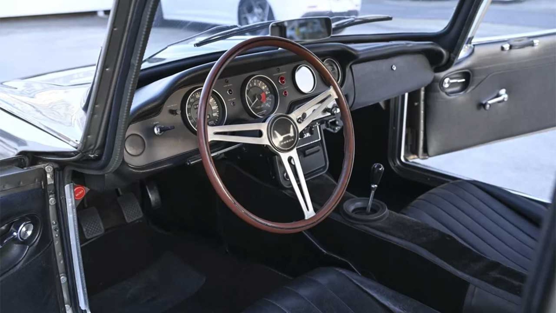 هوندا S800 M کوپه مدل ۱۹۶۸ 