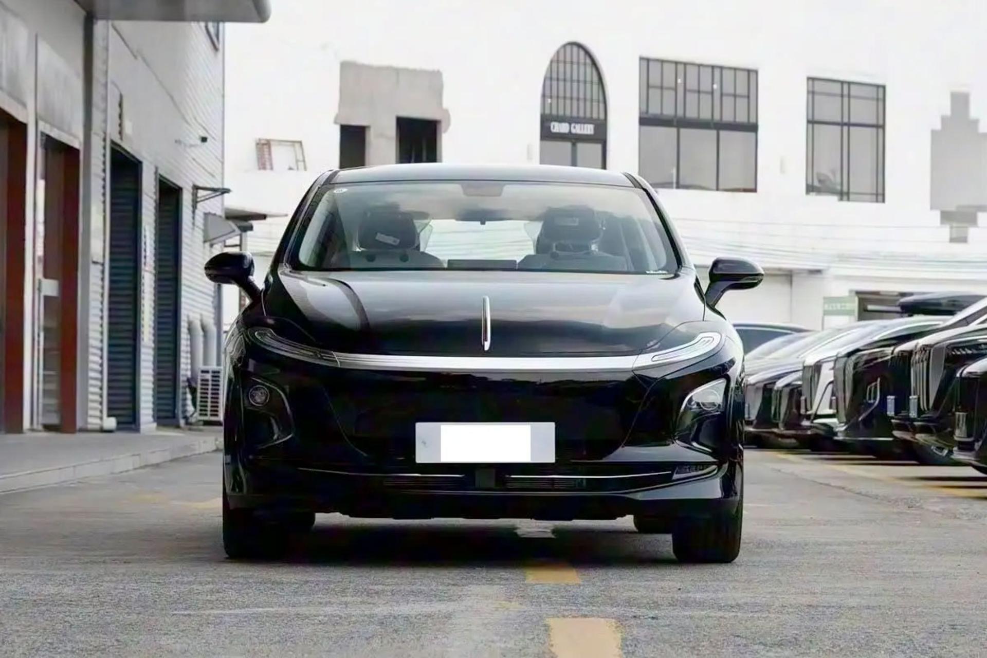 هونگچی E-QM5 برقی جدید