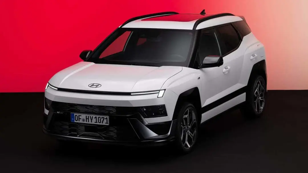 خودرو هیوندای بایون (Hyundai Bayon) با طراحی مدرن و بدنه سفید