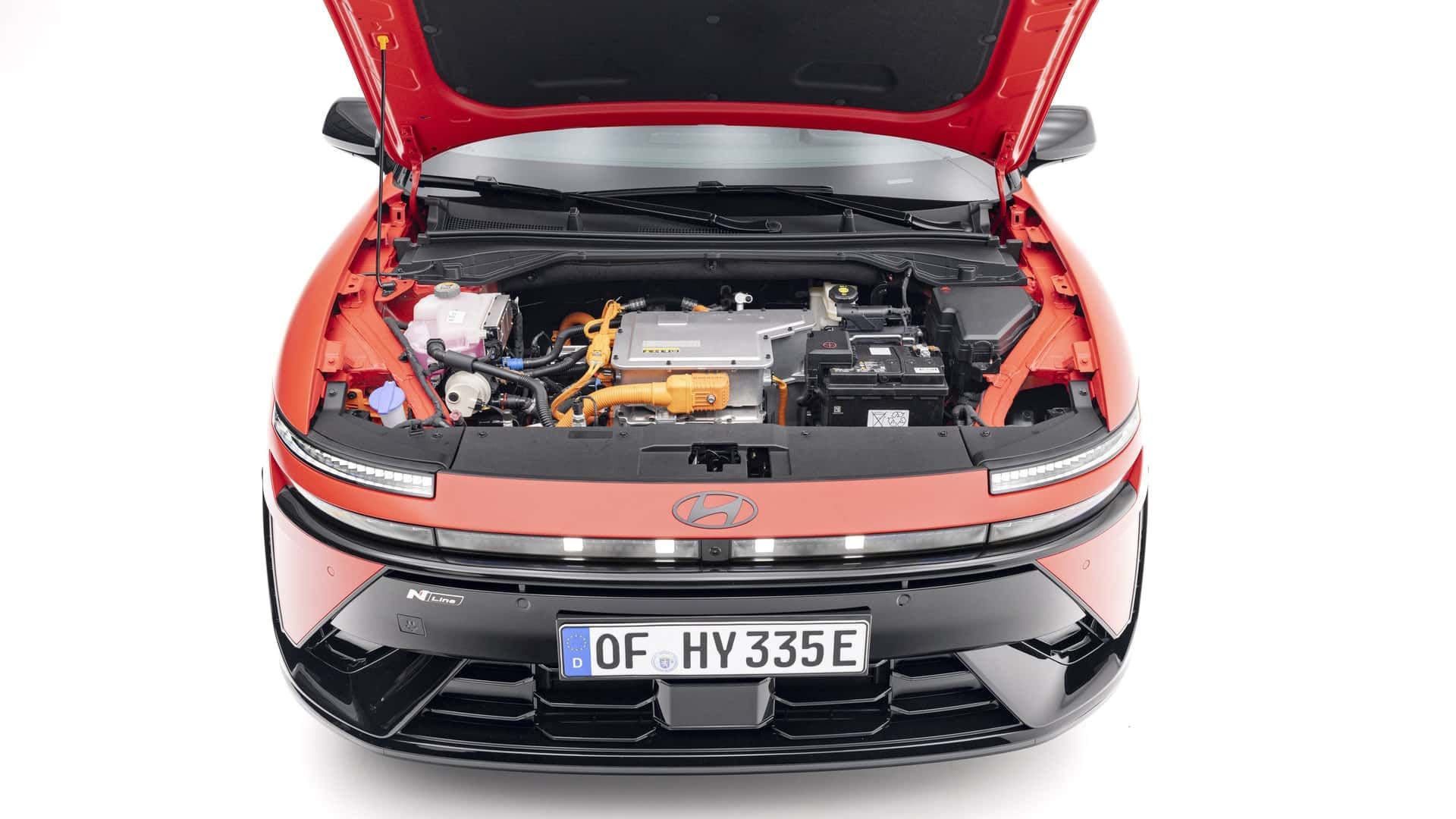 هیوندای آیونیک 3