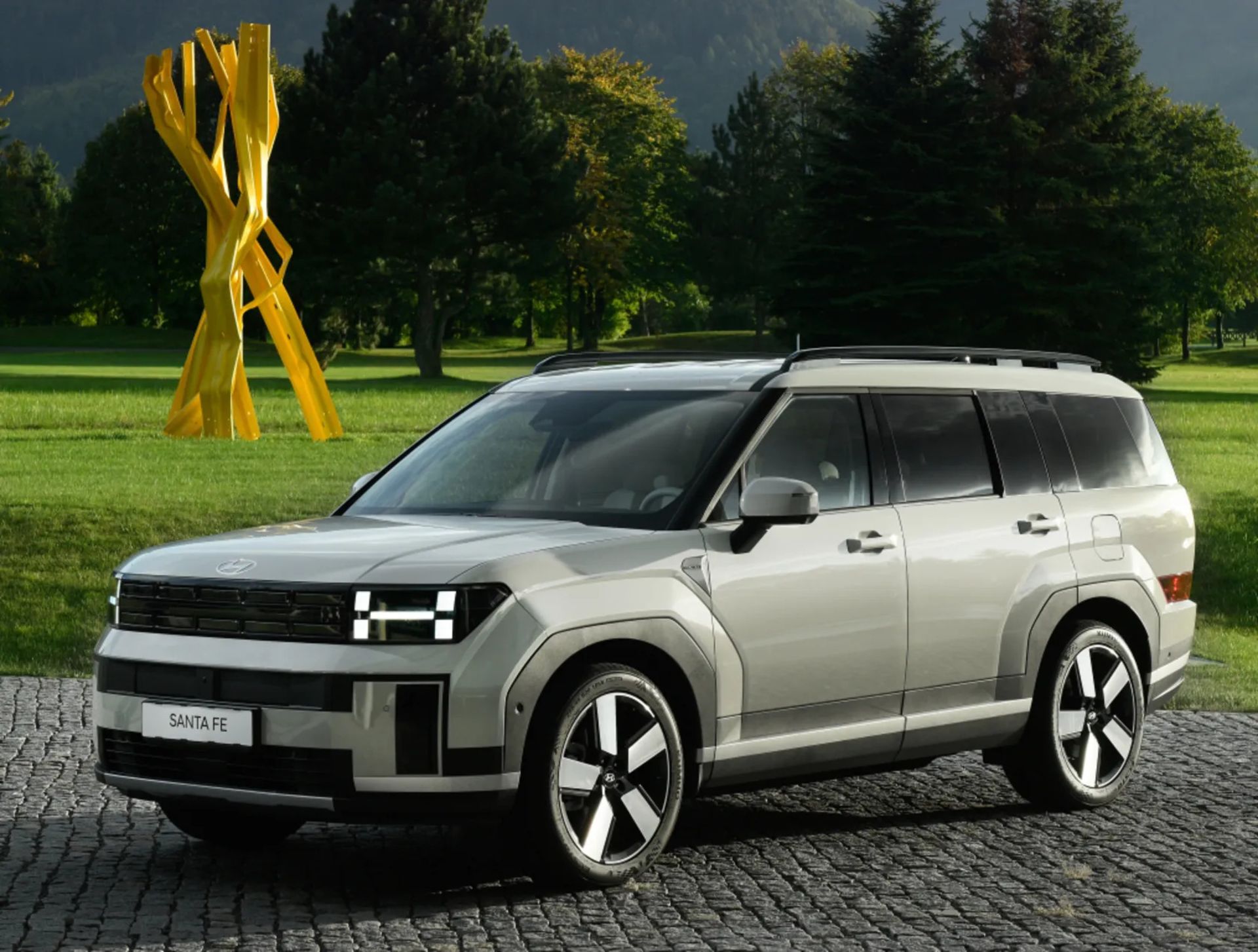 hyundai santafe 2025 iran