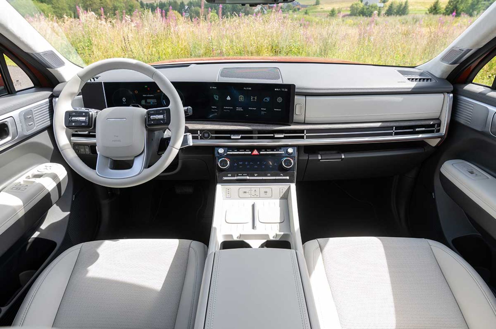 داخل هیوندای سانتافه