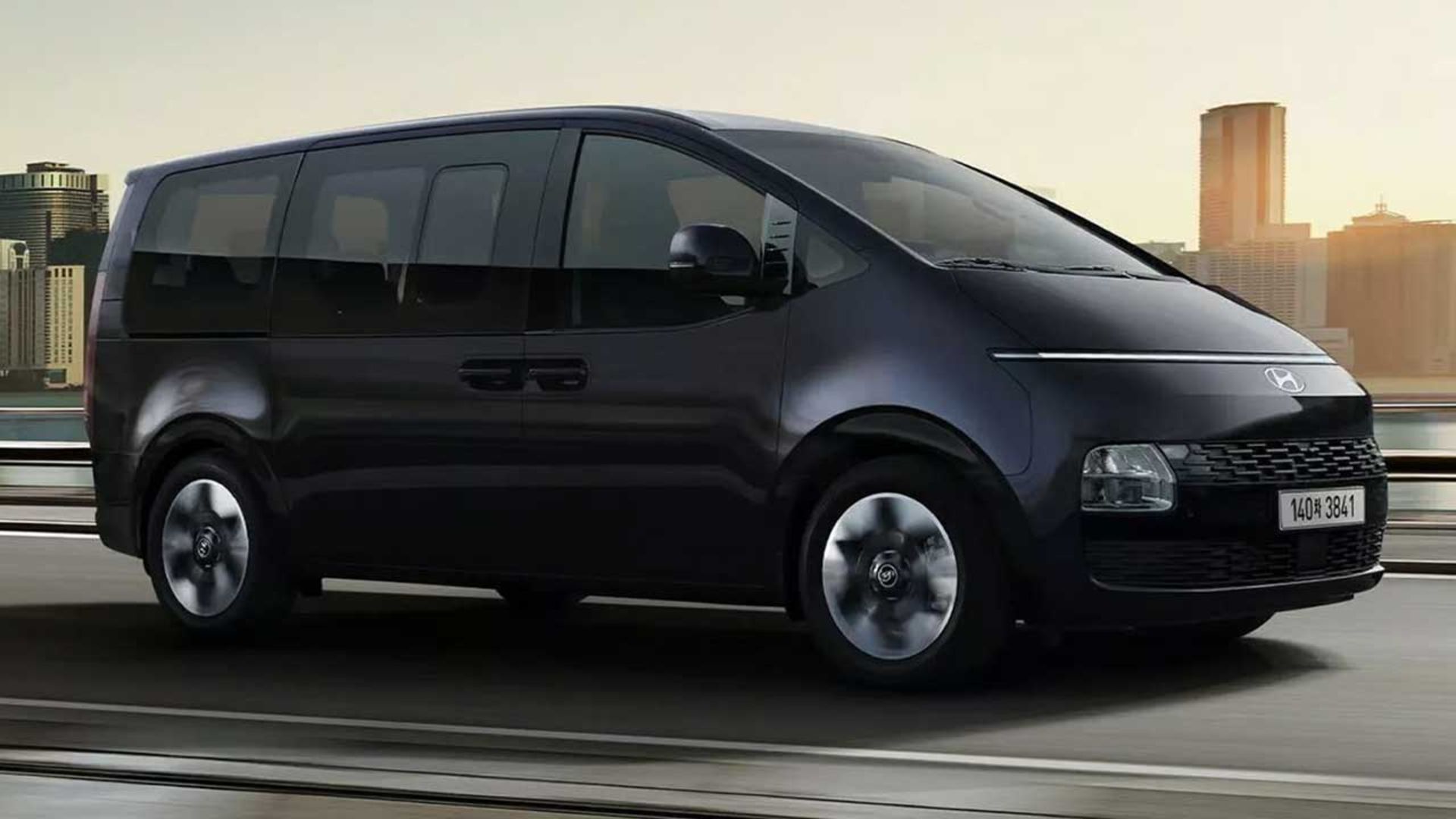 هیوندای استاریا مدل 2026