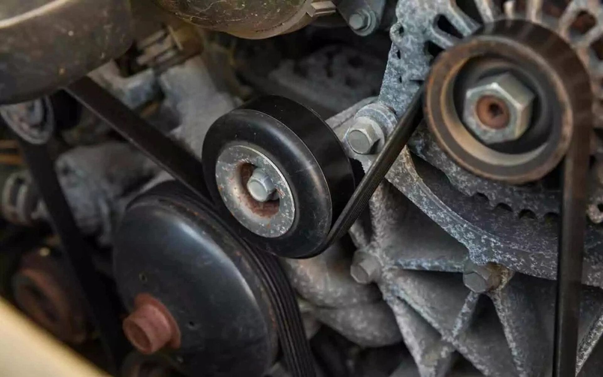 خرابی پولی هرزگرد