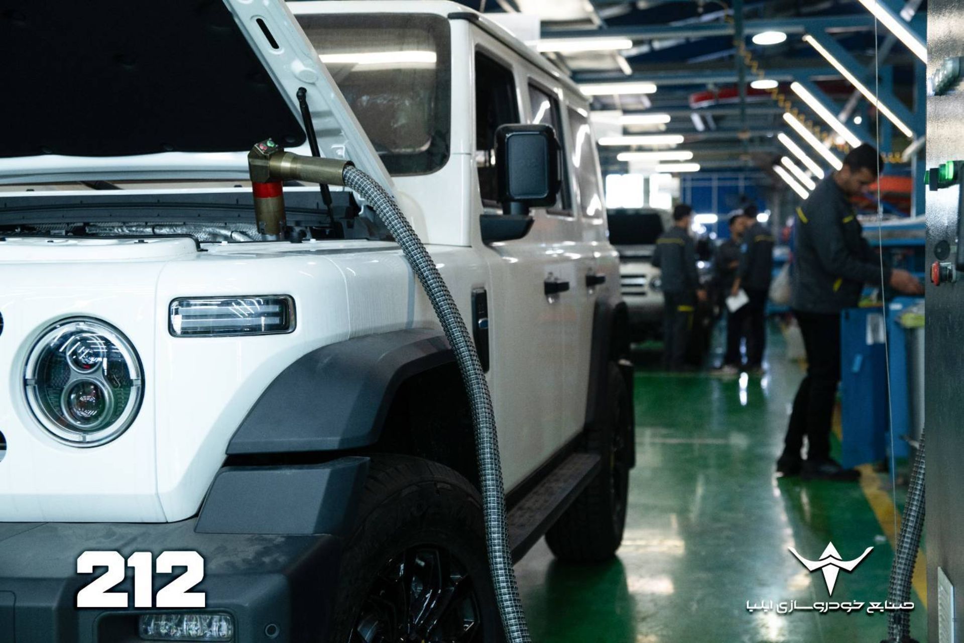 خودروی 212 خودروسازی ایلیا روی خط تولید 