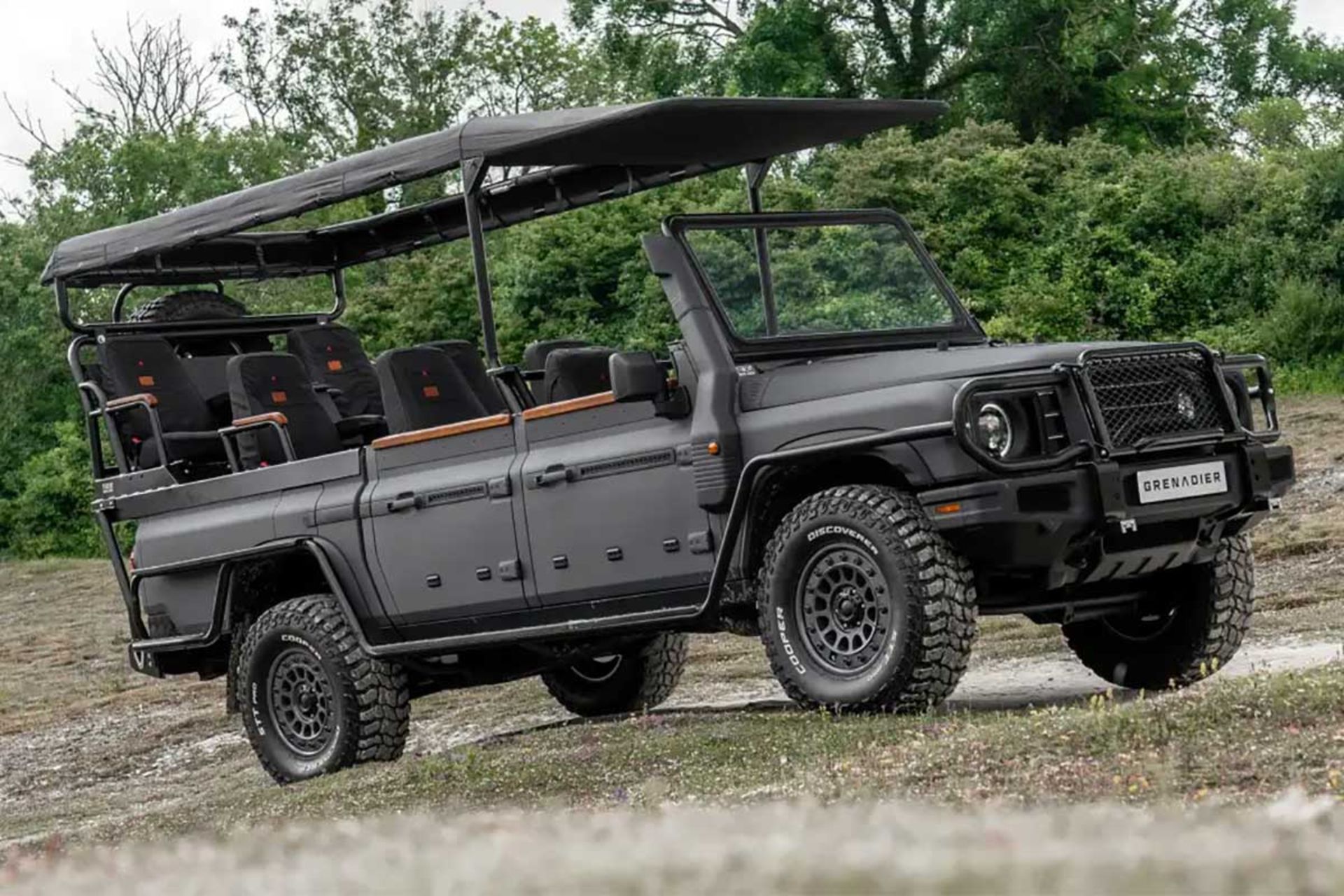 اینیوس گرنادیر Game Viewer 