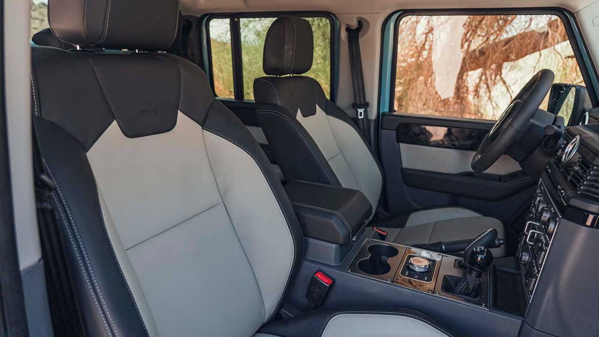 اینیوس گرنادیر پیکاپ