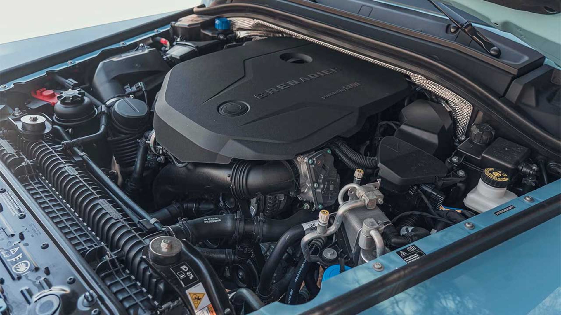 اینیوس گرنادیر پیکاپ