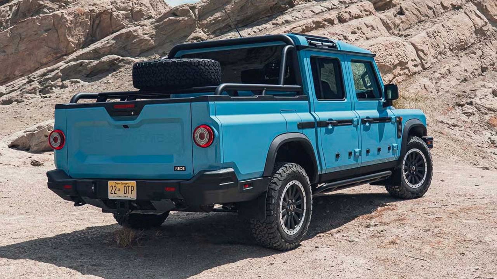 اینیوس گرنادیر پیکاپ