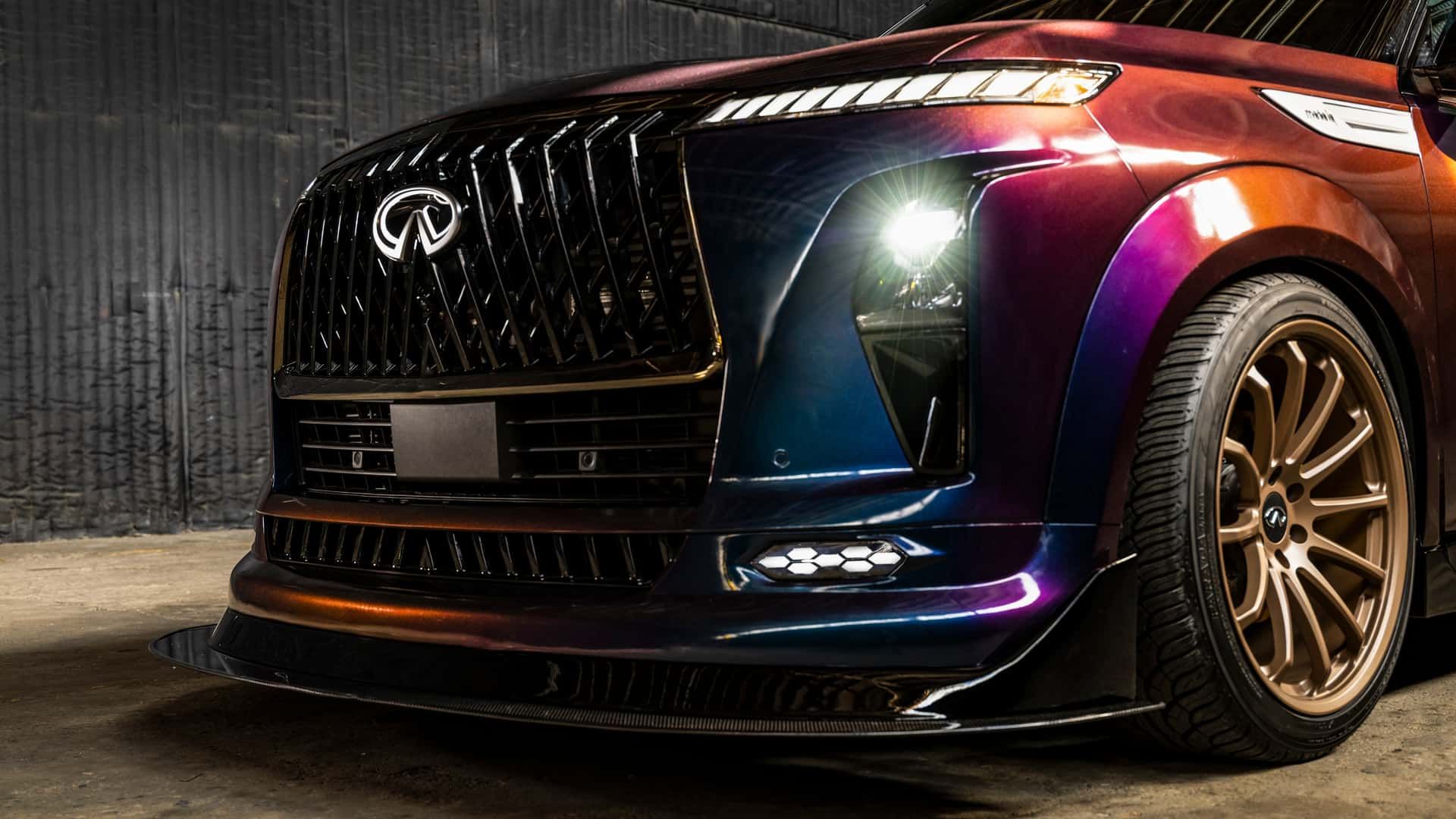 اینفینیتی QX80 R-Spec