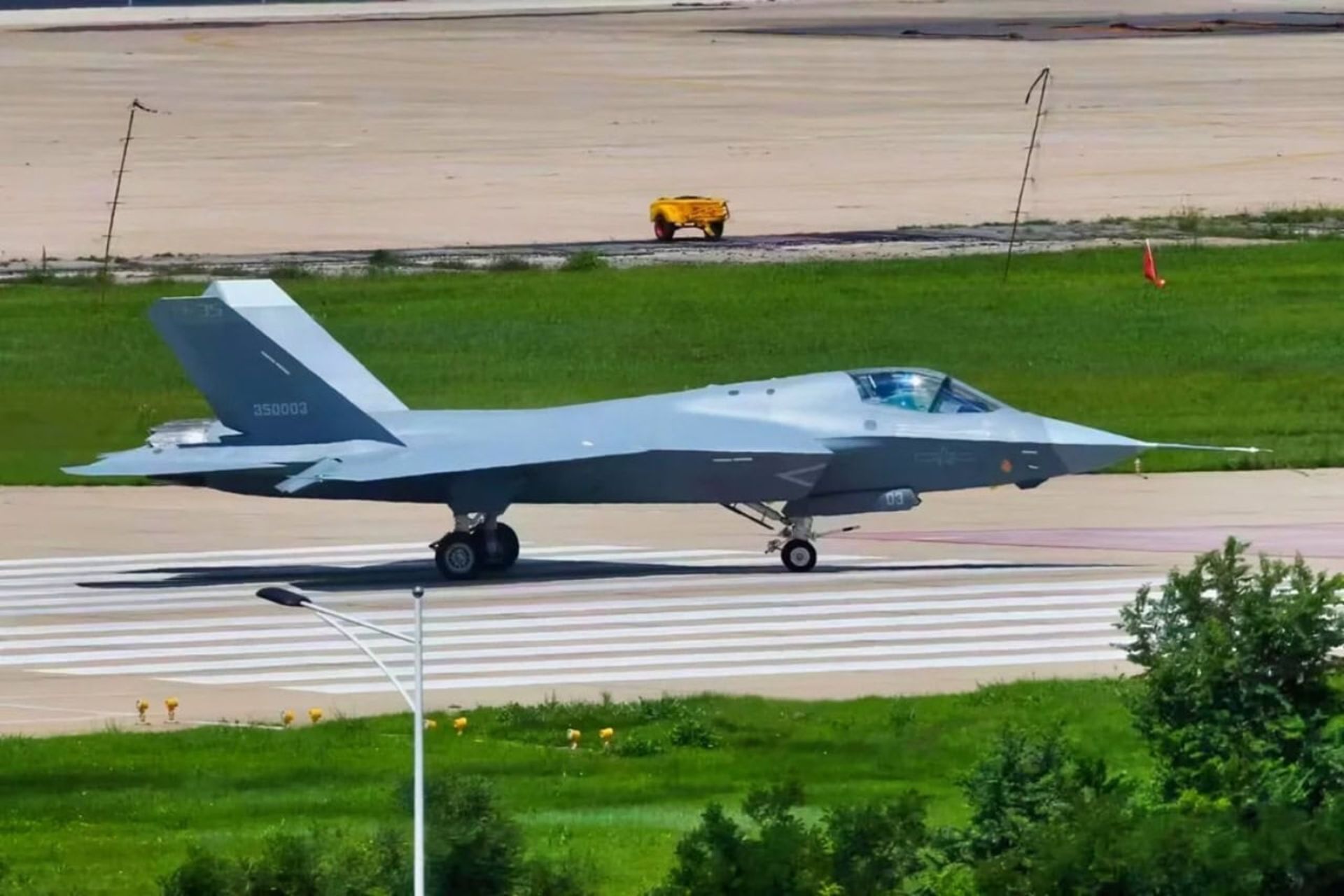 جنگنده چینی J-35a