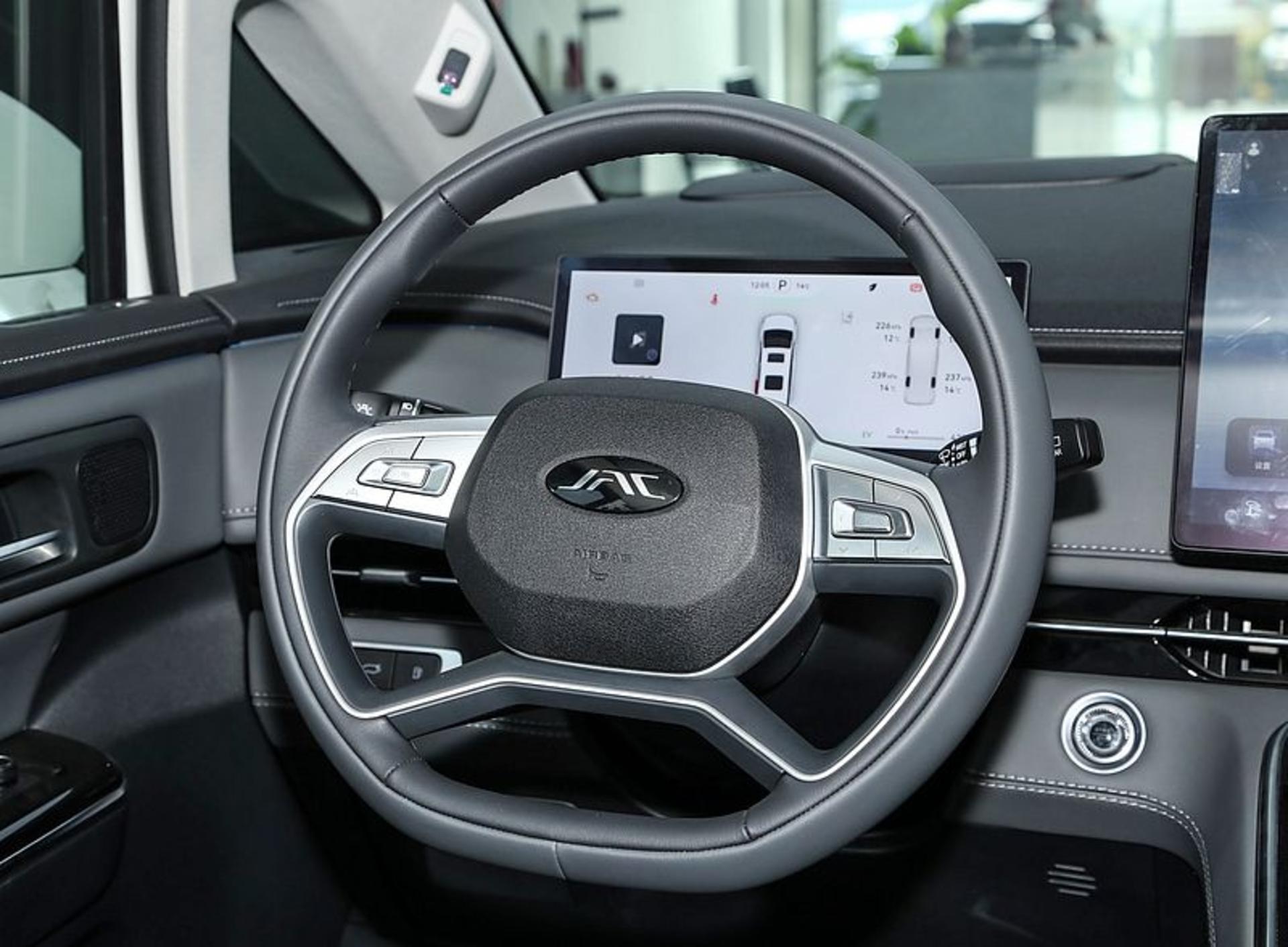 jac rf8 mpv  kmc