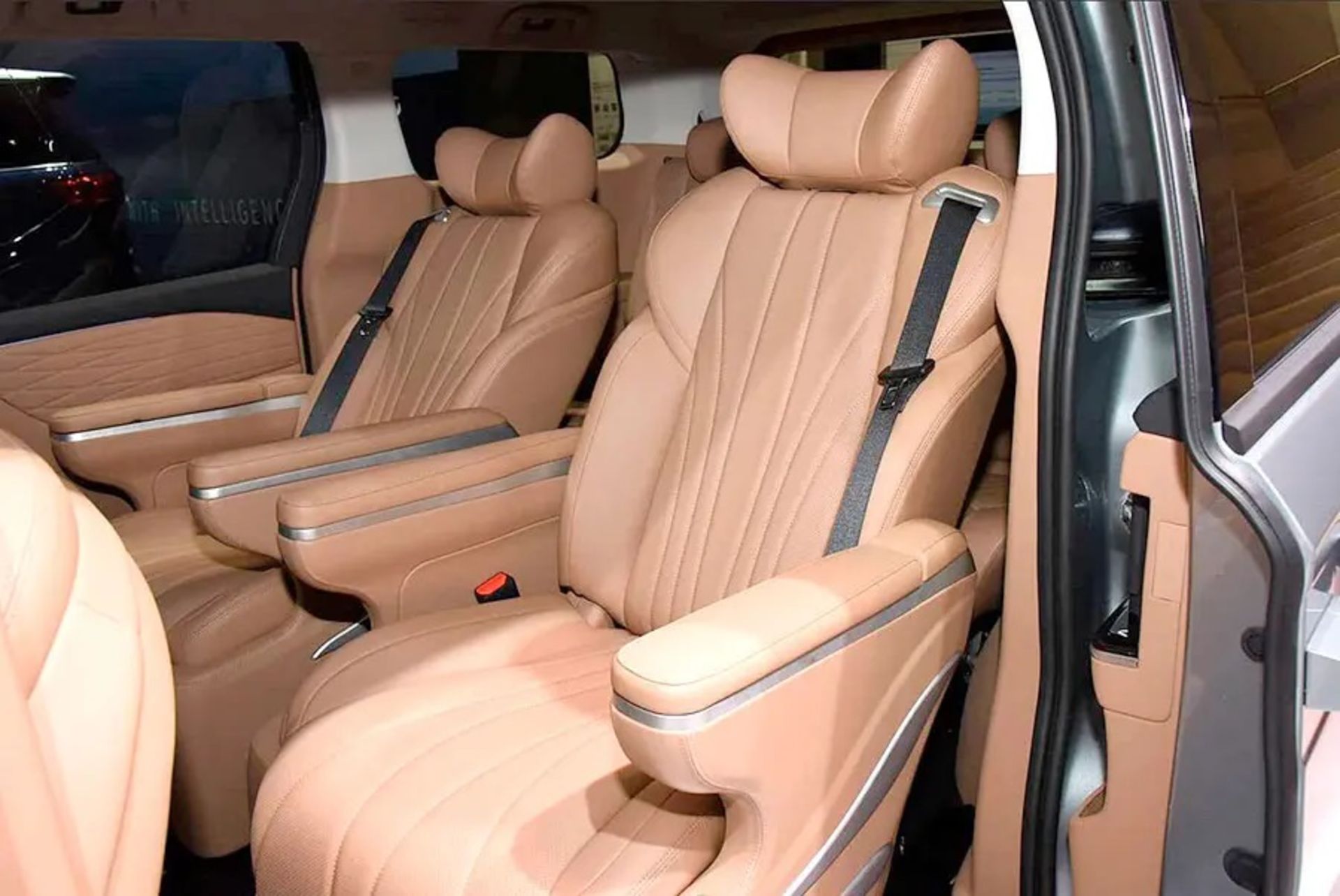 jac rf8 mpv  kmc