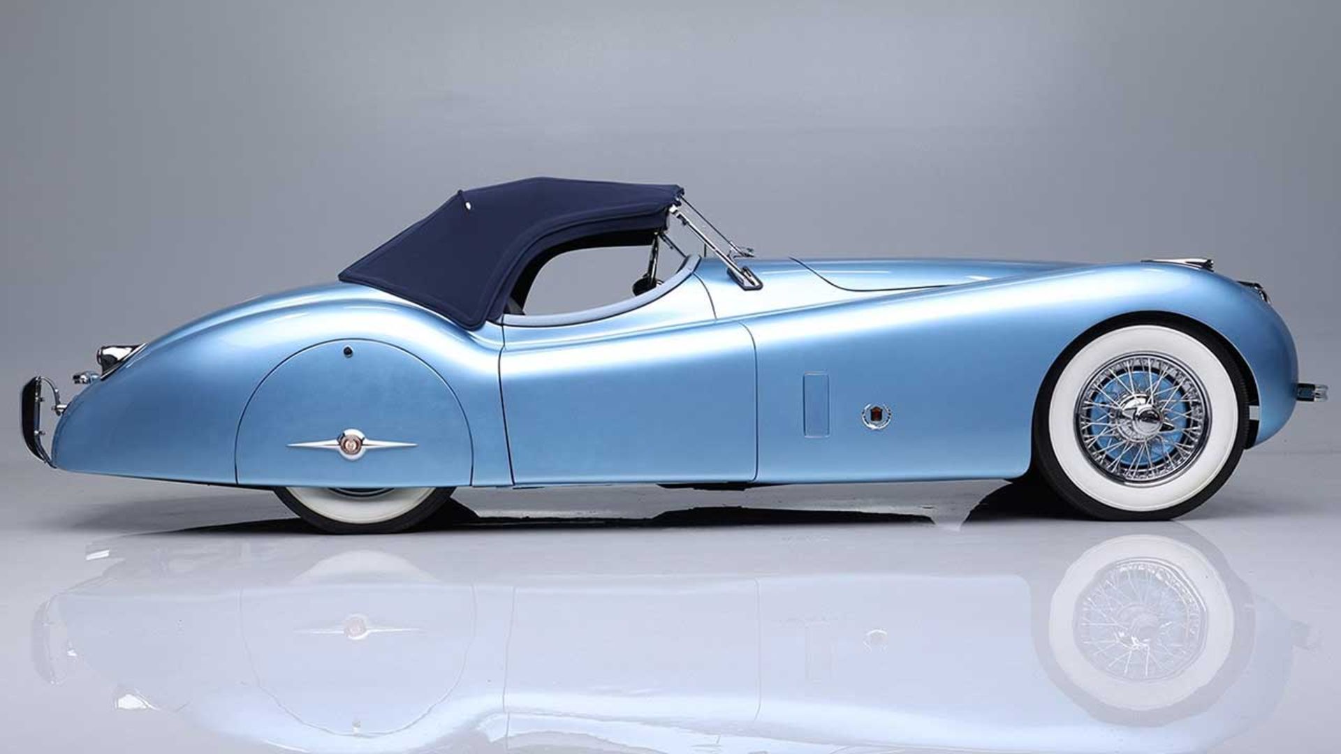 بازطراحی جگوار XK120 مدل 1951