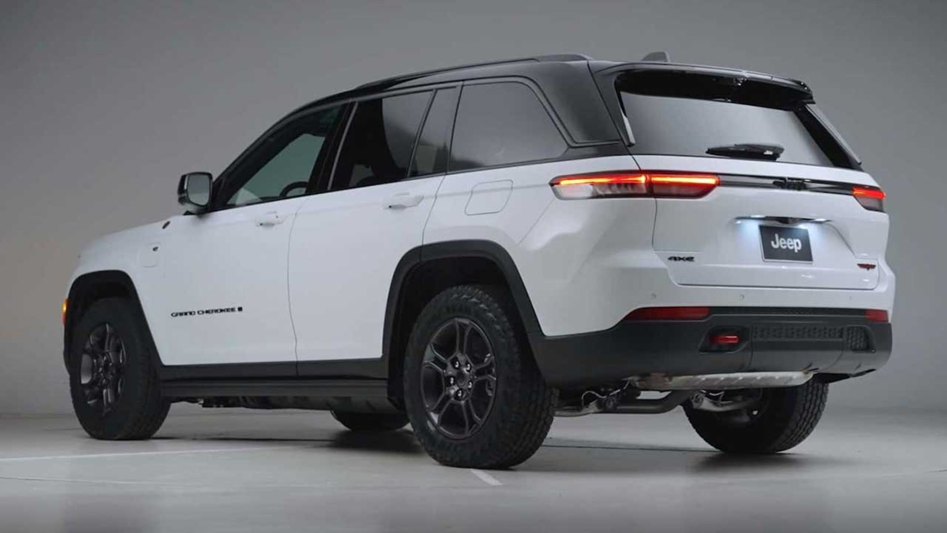 جیپ گرند چروکی مدل 2026 