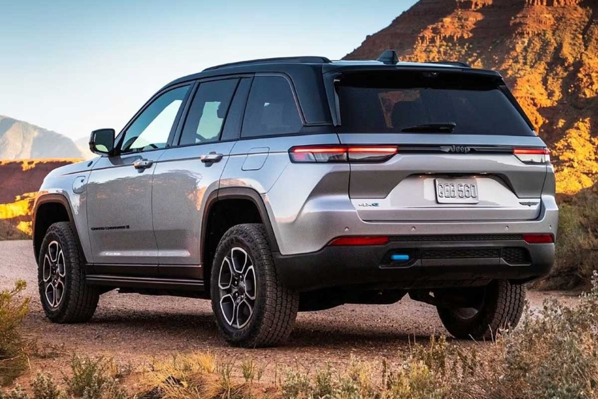 جیپ گرند چروکی