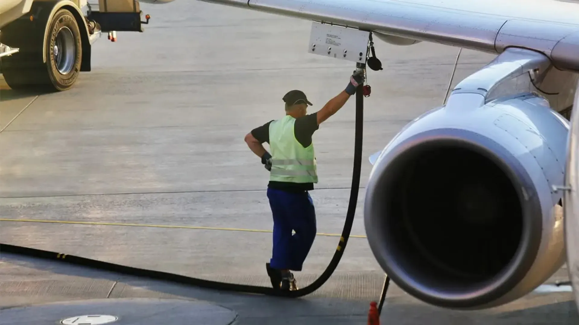 سوختگیری هواپیما