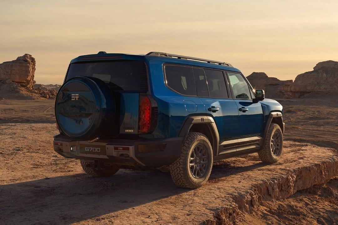   jetour G700 phev iran