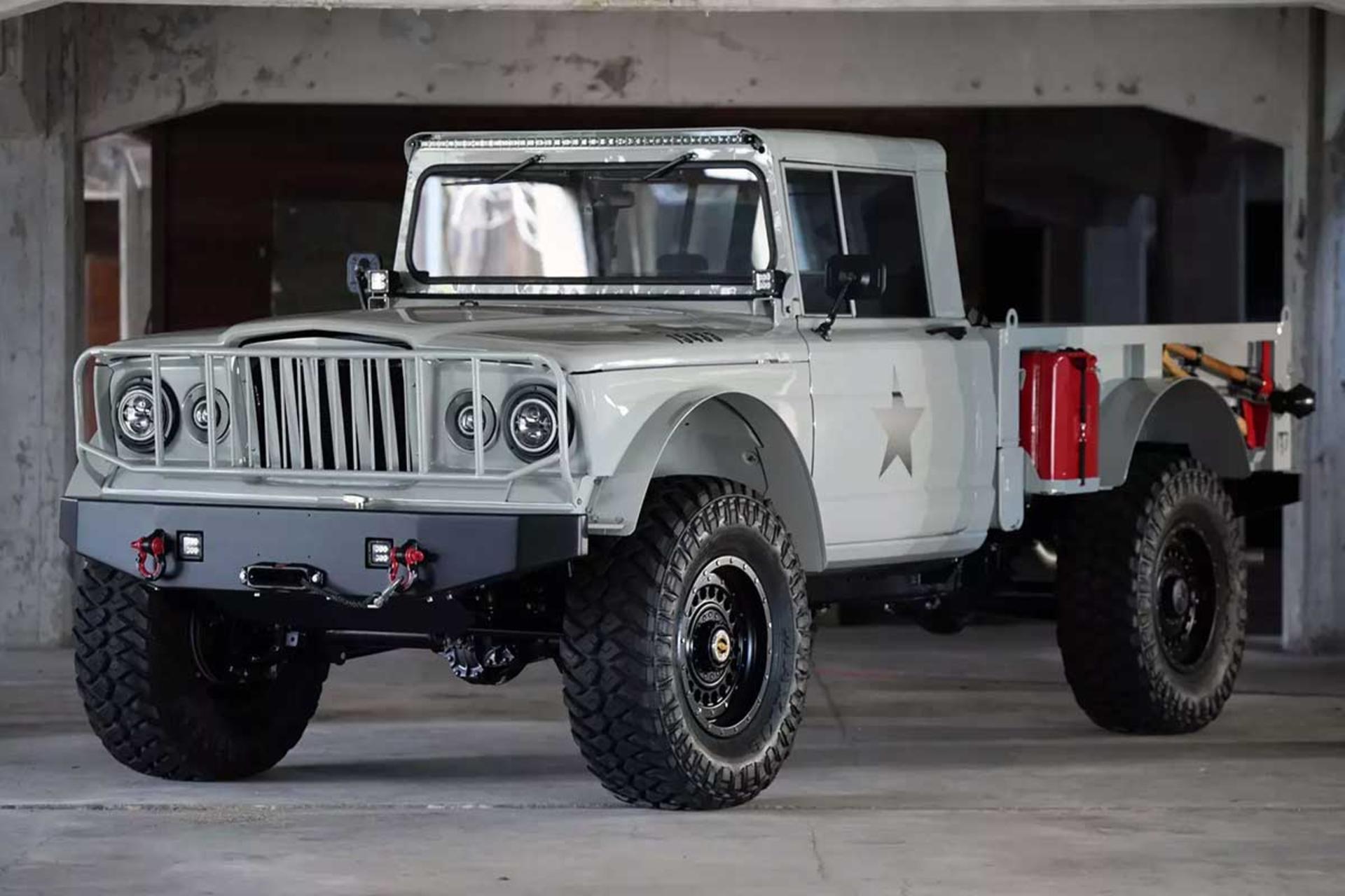 بازتولید کایزر جیپ M715 نظامی