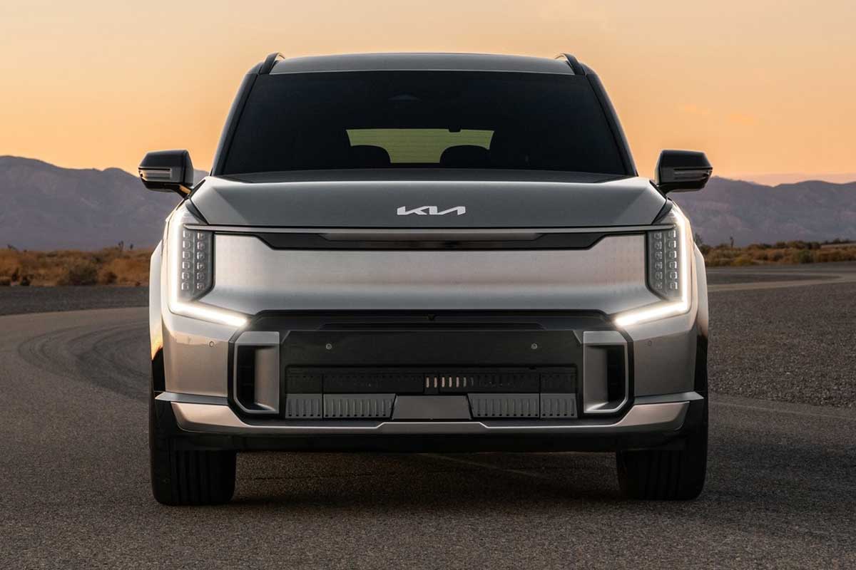سقوط فروش خودروهای برقی کیا در سال 2025 و اوج‌گیری مدل‌های بنزینی