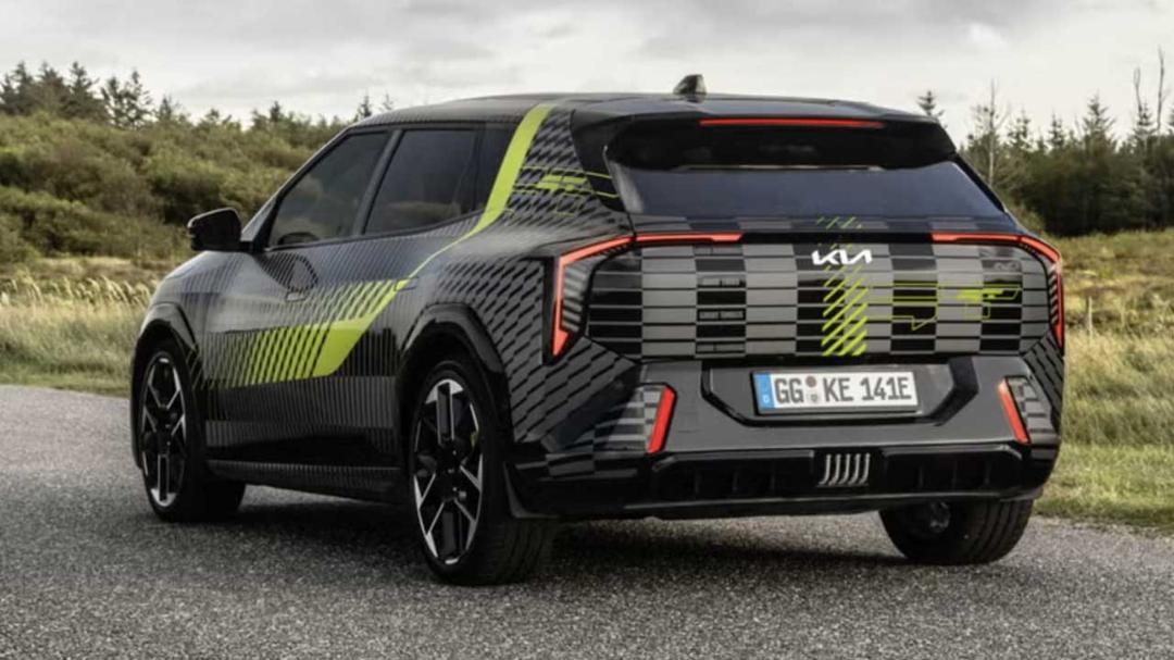 کیا EV4 GT