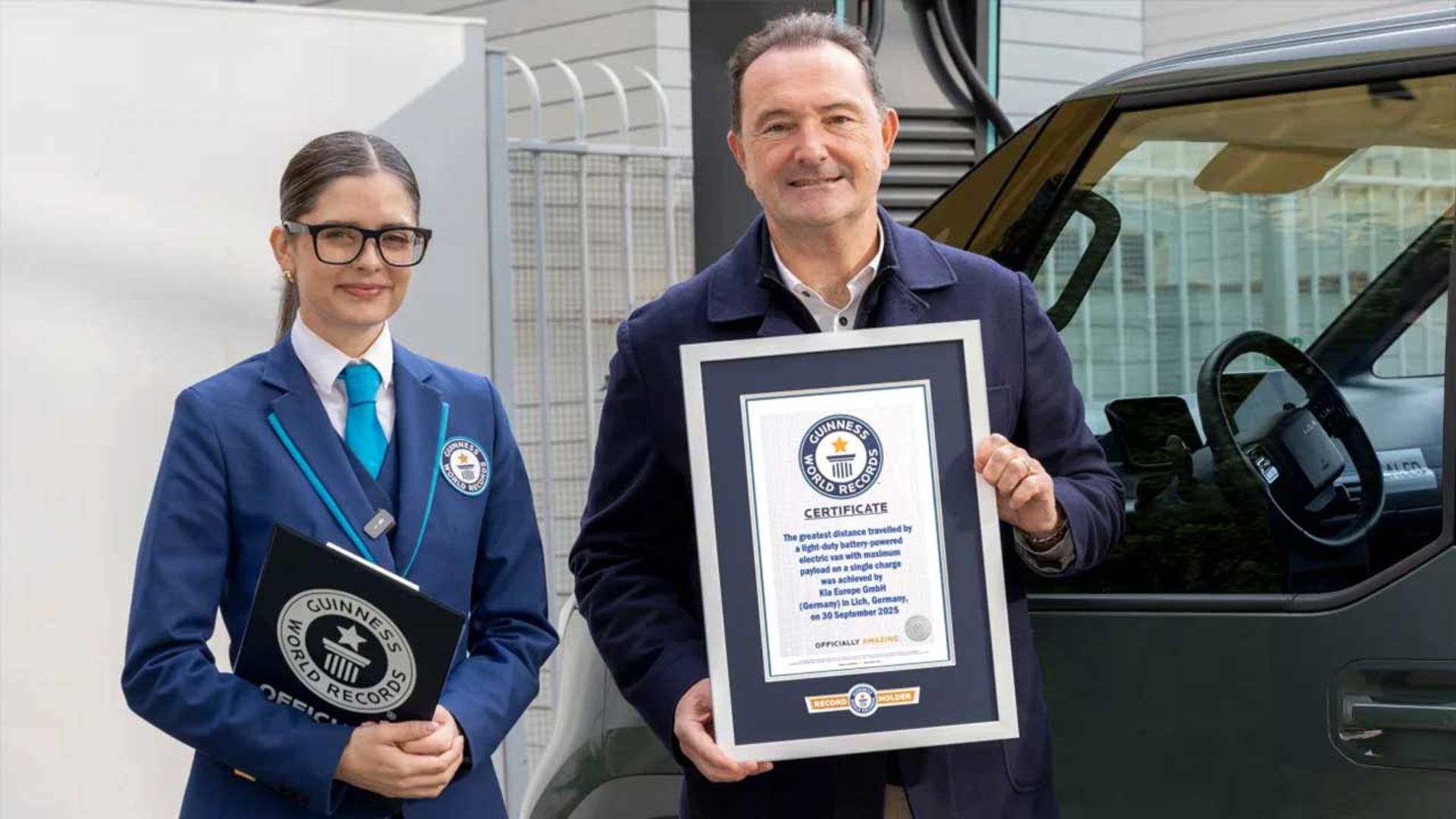 رکوردشکنی ون برقی کیا EV5