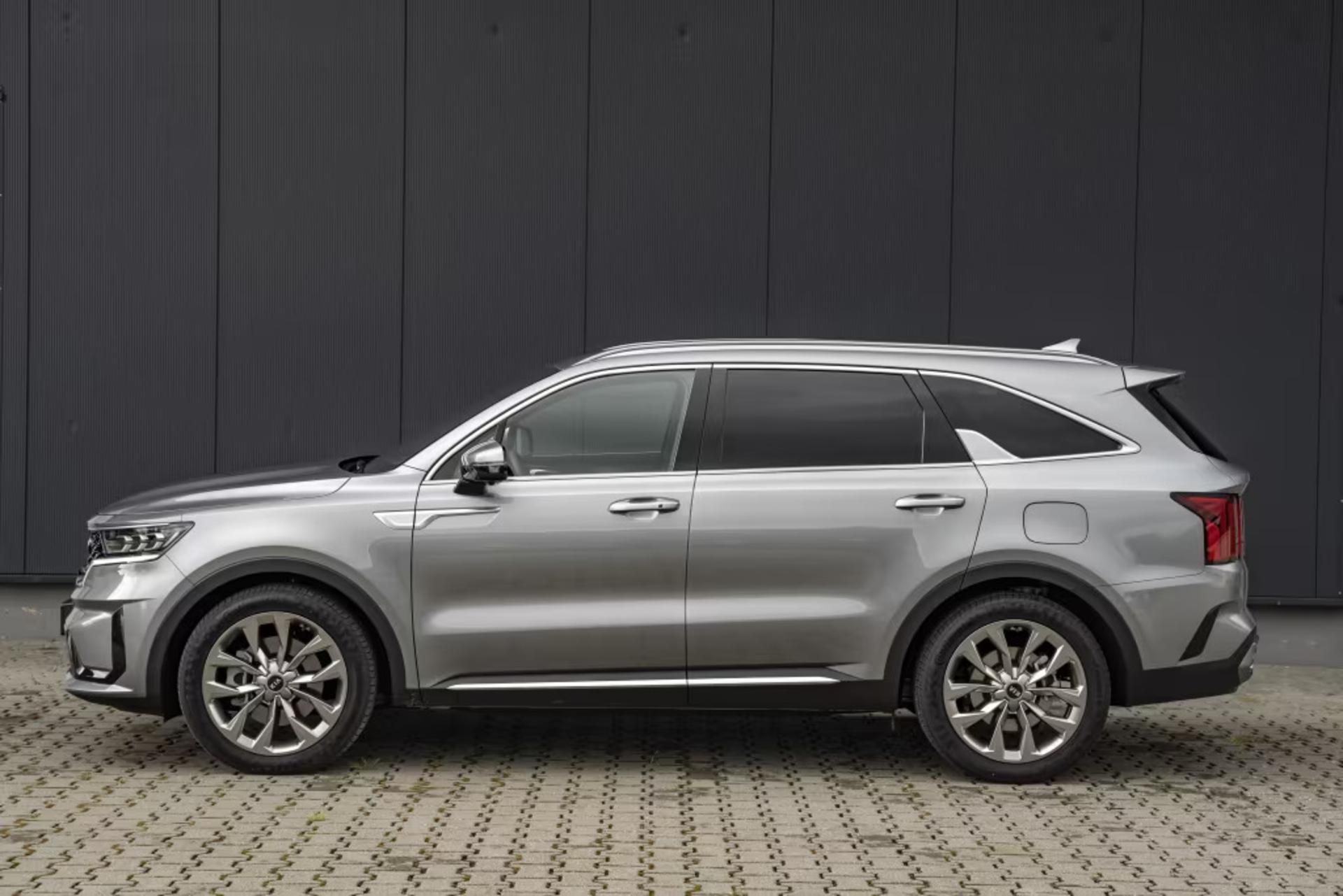 KIA sorento 2025 iran