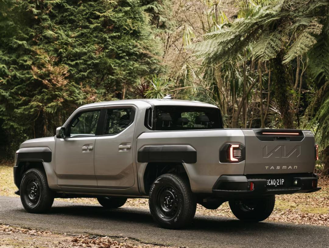 kia tasman pick up truck