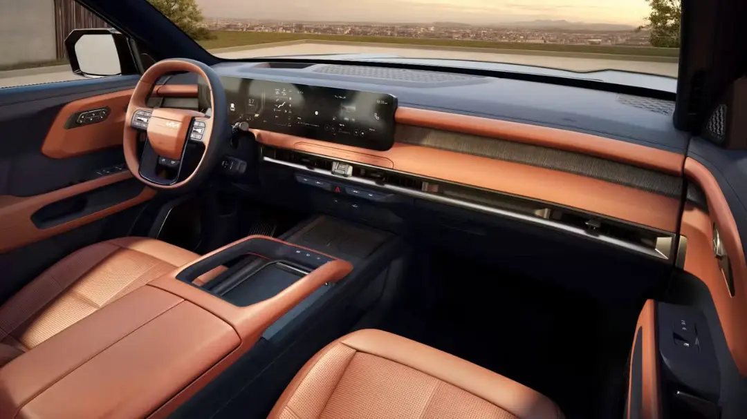 کابین داخلی خودروی کیا تلوراید (Kia Telluride) با صندلی‌های چرمی قهوه‌ای