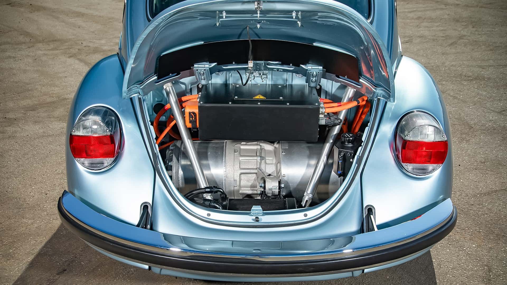 فولکس‌واگن بیتل با موتور تسلا 