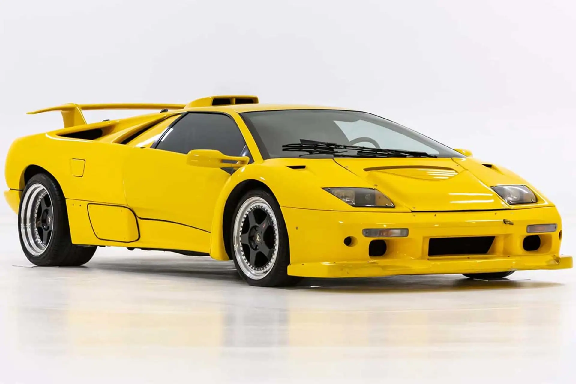 لامبورگینی دیابلو W16 آزمایشی