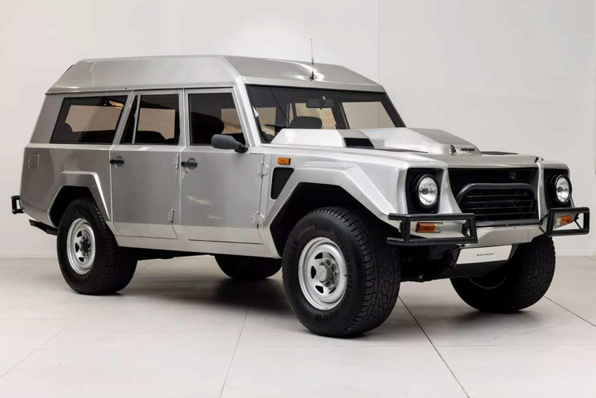 لامبورگینی LM002 استیشن