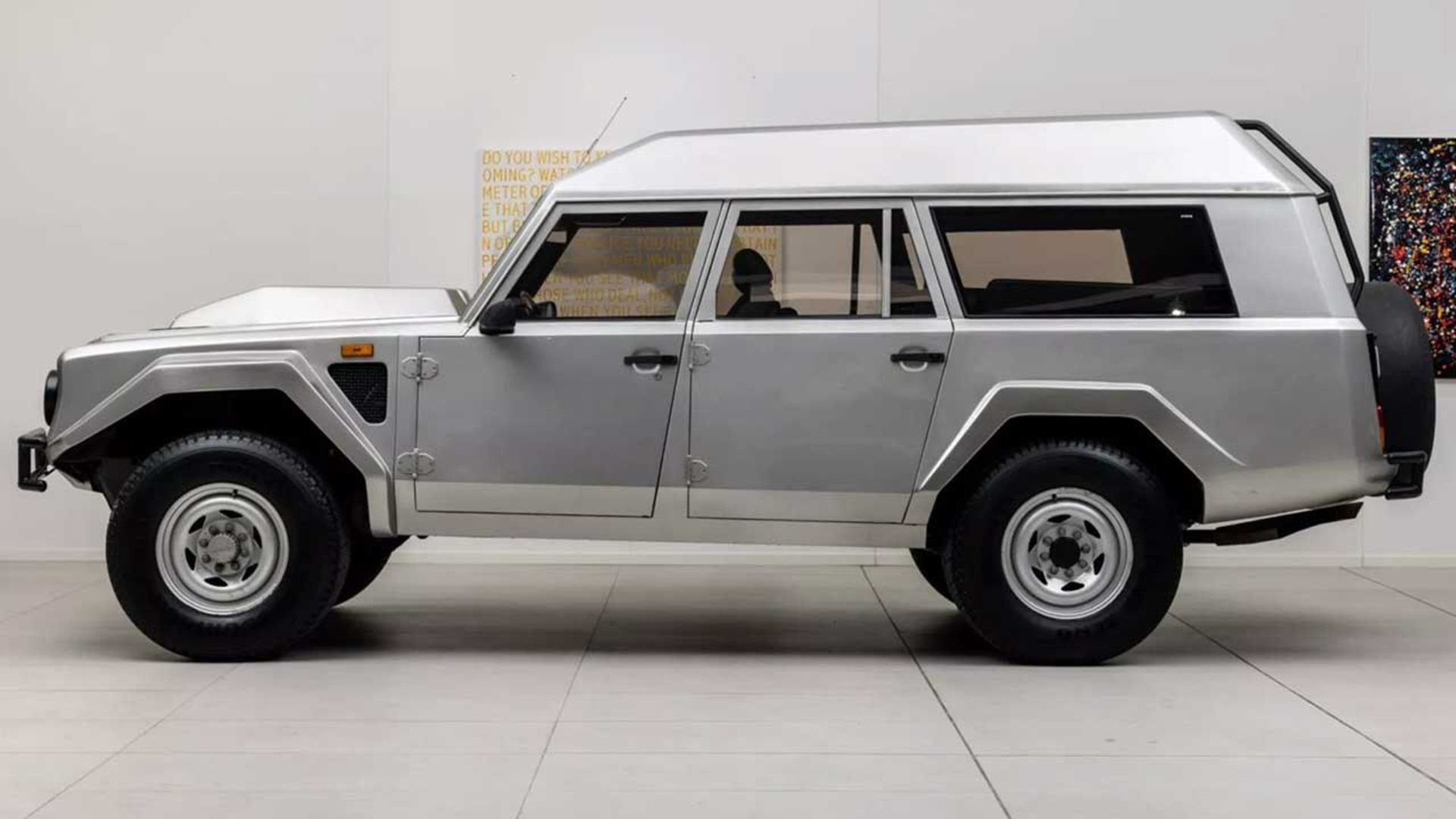 لامبورگینی LM002 استیشن