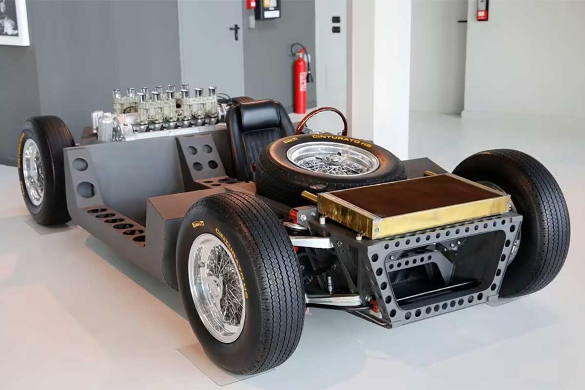 شاسی لخت لامبورگینی میورا