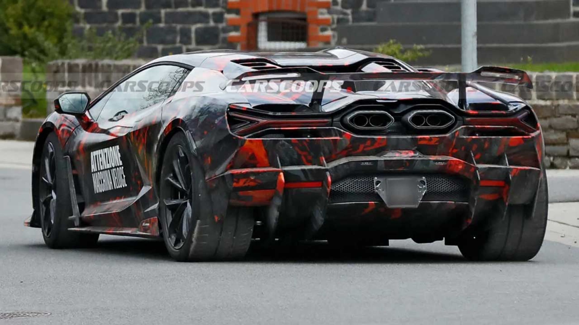 لامبورگینی روئلتو SV 