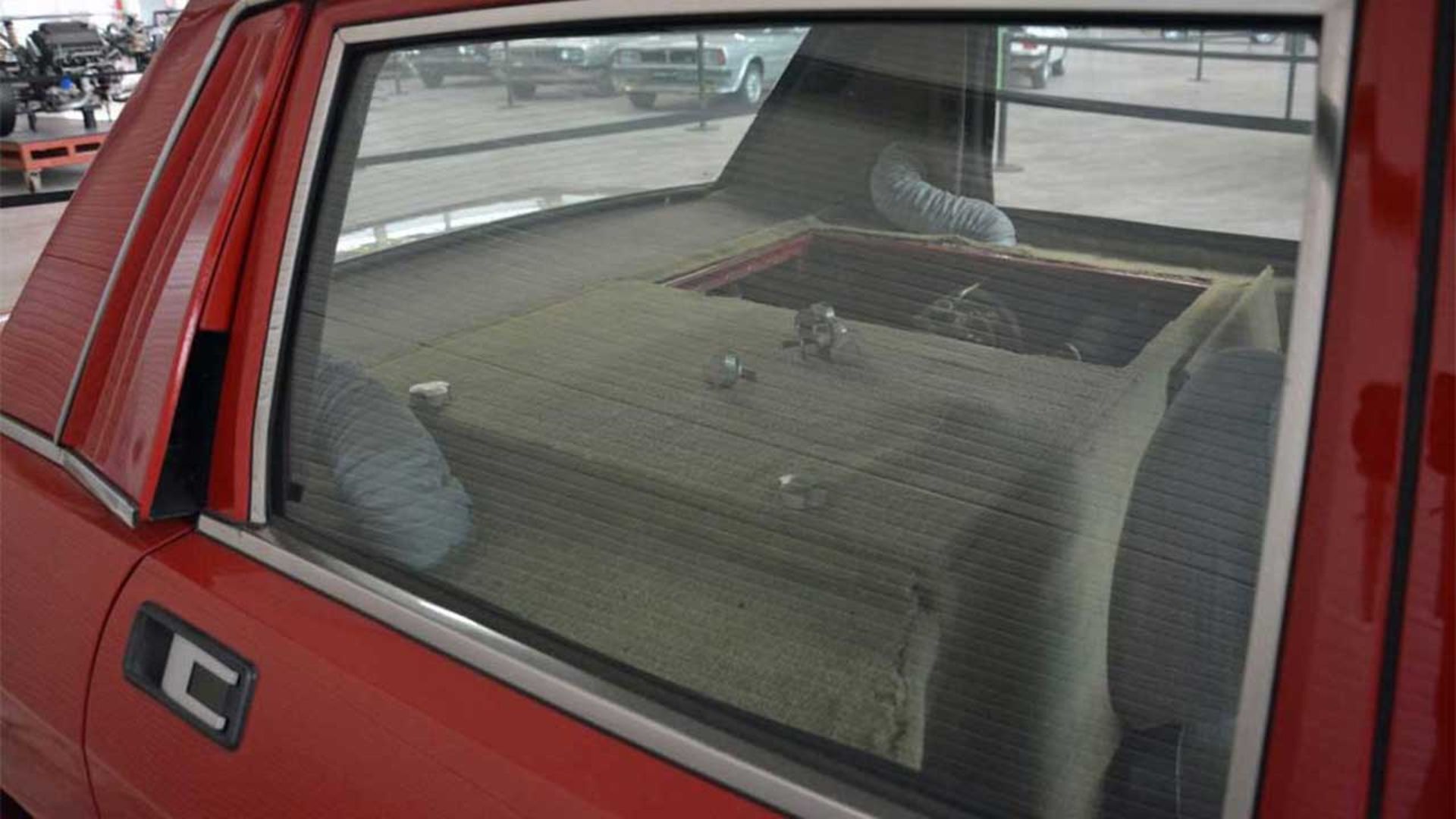 لانچیا ترِوی بی‌موتوره