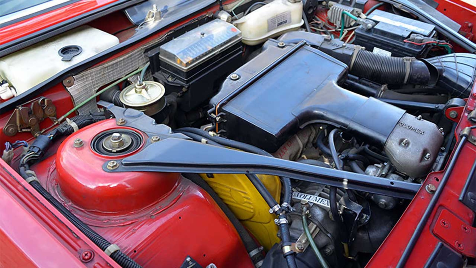 لانچیا ترِوی بی‌موتوره