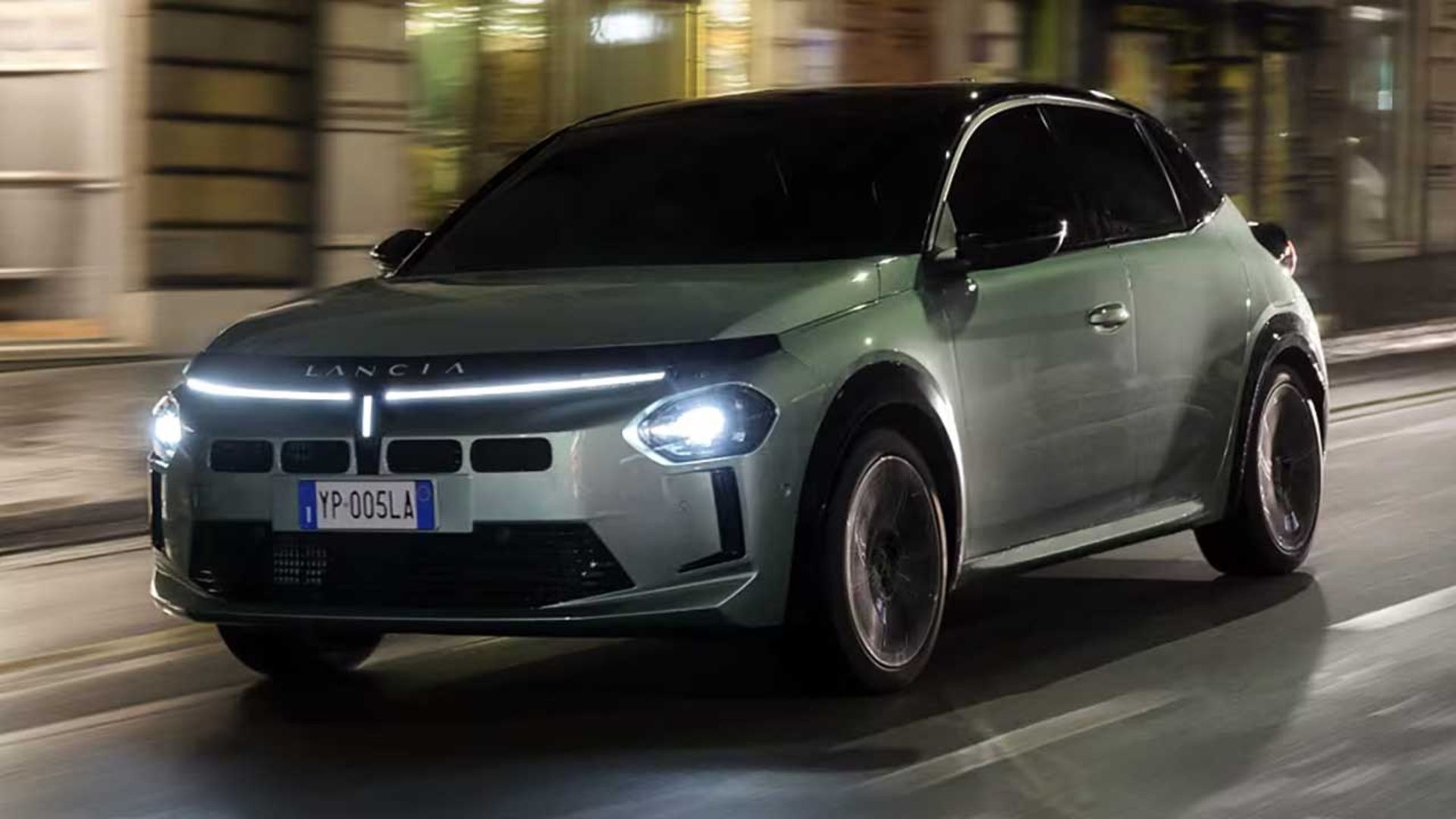 لانچیا اپسیلون پایه دستی