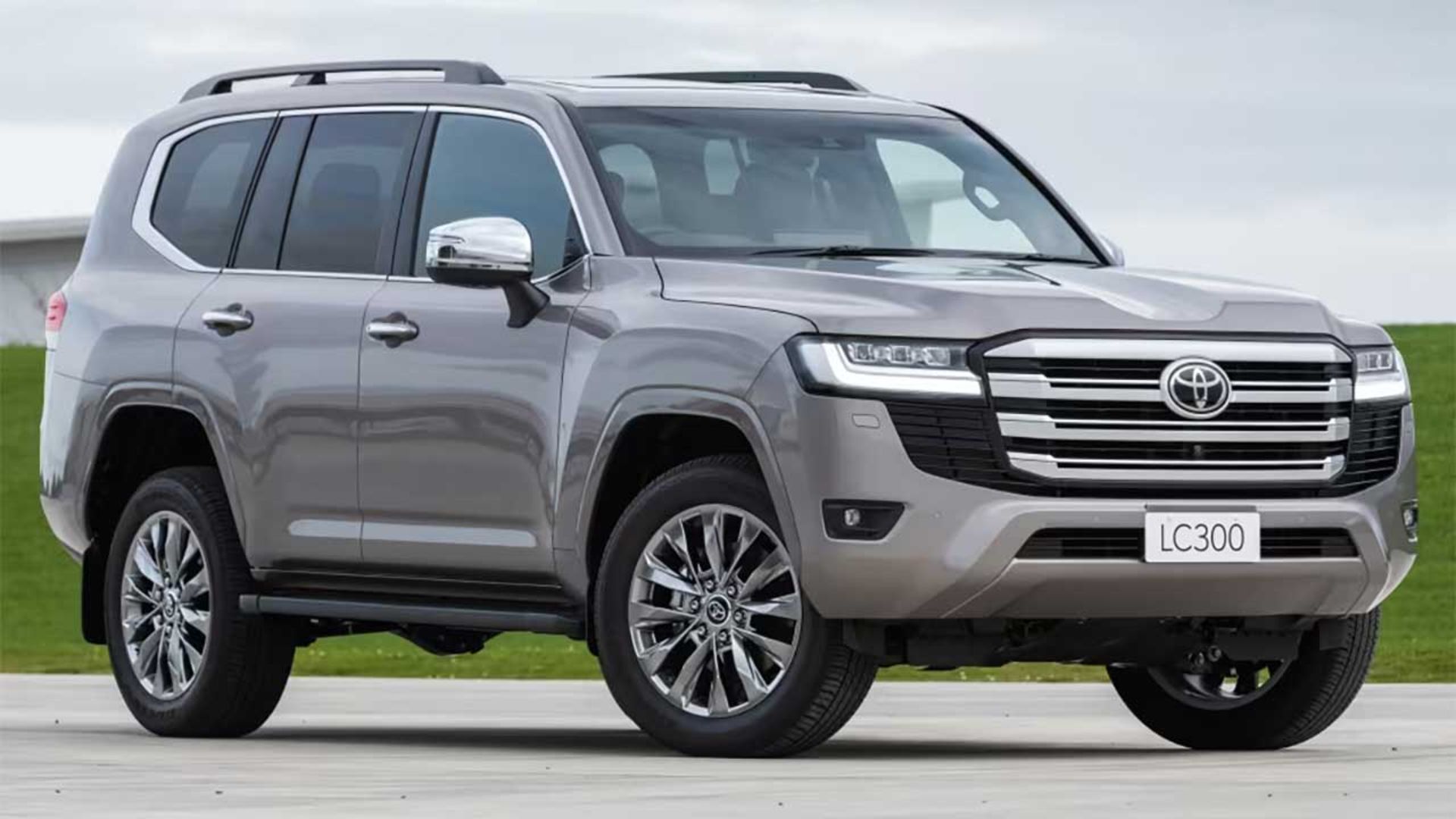 تویوتا لندکروزر